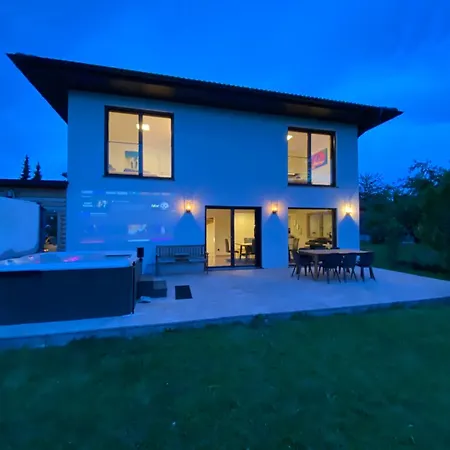 Luxus-Anwesen Mit Charme - Ganzes Haus Mit Garten Koblach Extérieur photo
