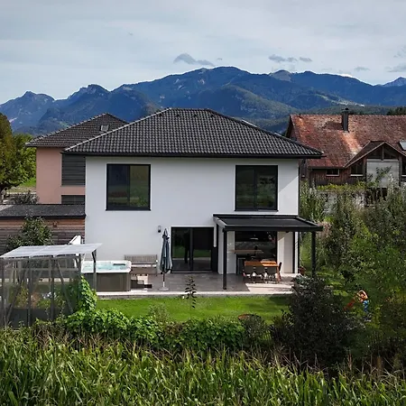 Luxus-Anwesen Mit Charme - Ganzes Haus Mit Garten Koblach Extérieur photo